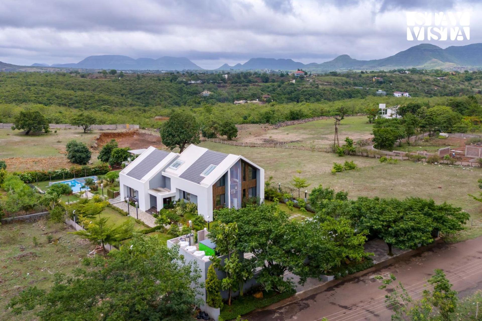 Stayvista At The Rainfield Villa With Gazebo & Lawn Nashik Extérieur photo