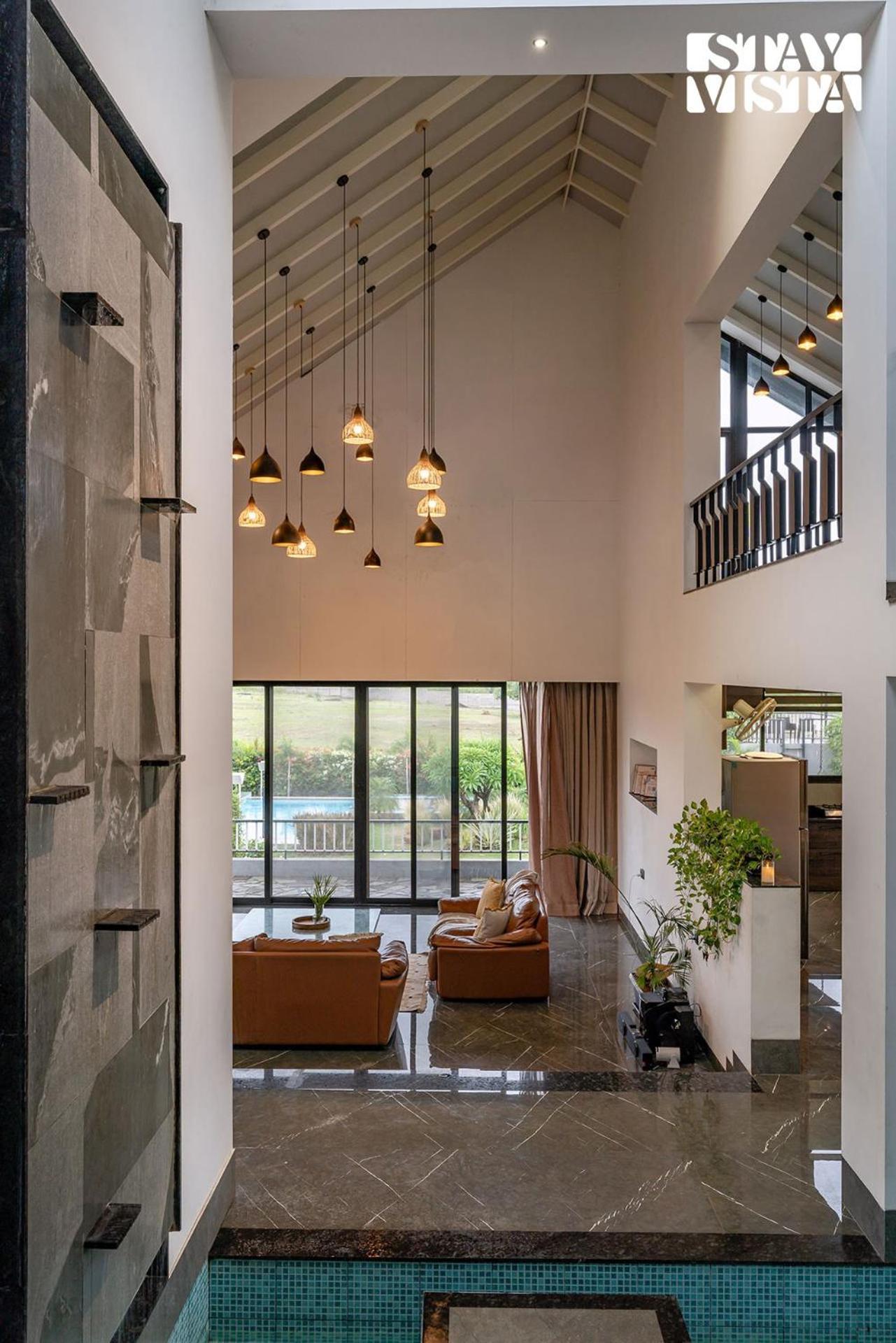 Stayvista At The Rainfield Villa With Gazebo & Lawn Nashik Extérieur photo